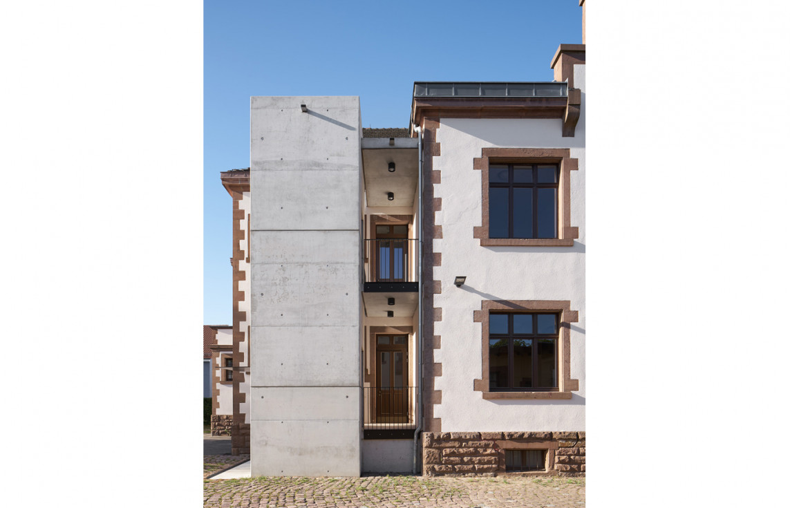 Altes Rathaus Bulach Aufzugsturm